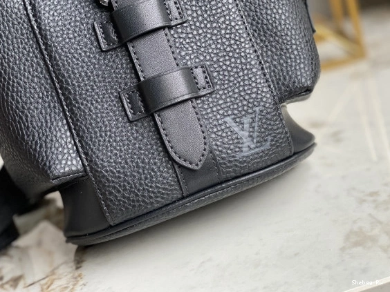 VUITTON LOUIS CHRISTOPHER XS 0717